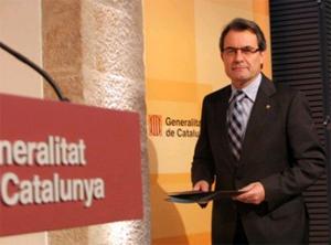  � Mas, a punt d'anunciar el nou paquet de mesures per estalviar 1.000 milions d'euros. (Foto: ACN)