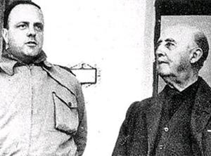  � La majoria de mitjans han passat per alt les responsabilitats de Fraga durant el franquisme, de les quals mai no se'n va penedir ni va demanat perdó