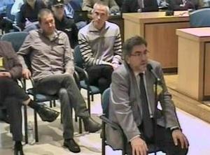  � Eguiguren, durant el judici a Arnaldo Otegi, on va intervenir en qualitat de testimoni